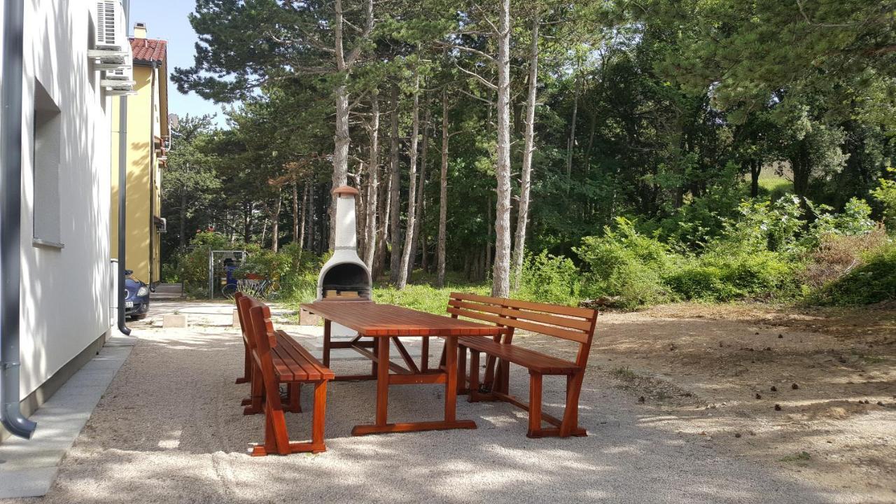 Studios Artemis Baška Esterno foto