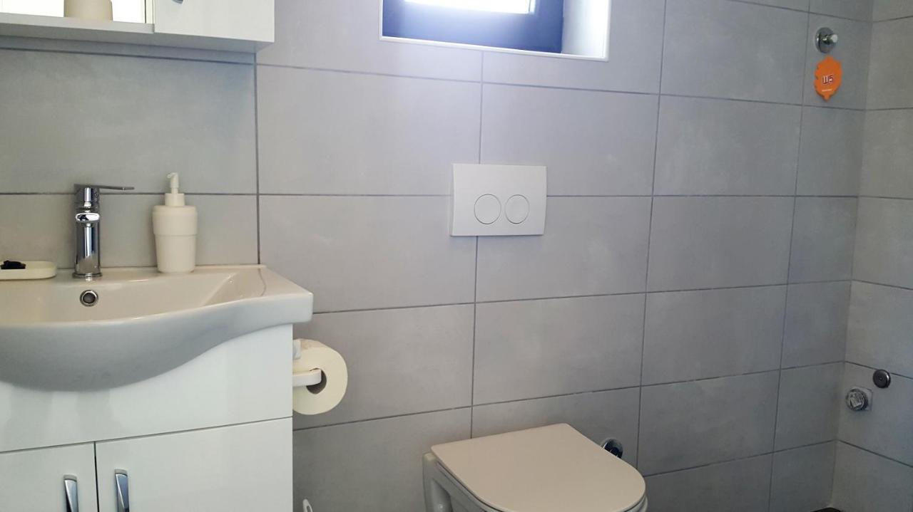 Studios Artemis Baška Esterno foto